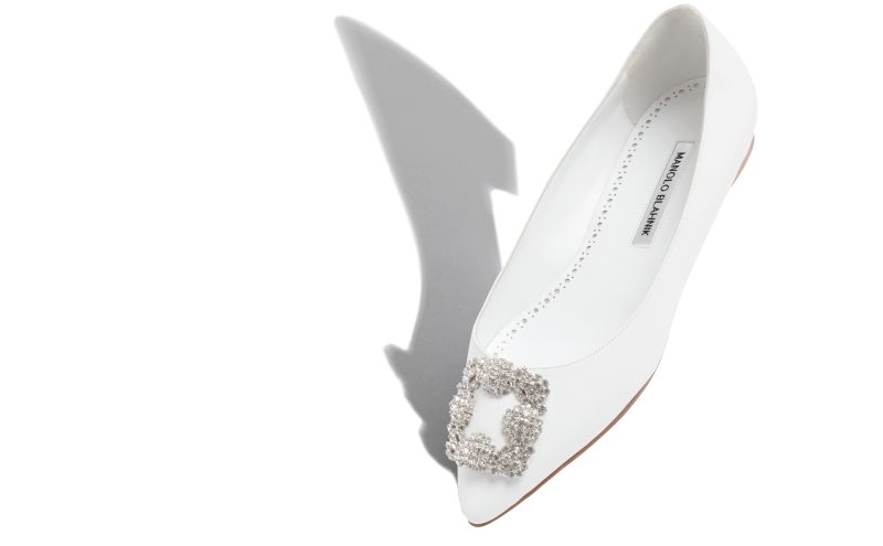 Hangisiflat, White Calf Leather Jewel Buckle Flat Pumps - €1,075.00