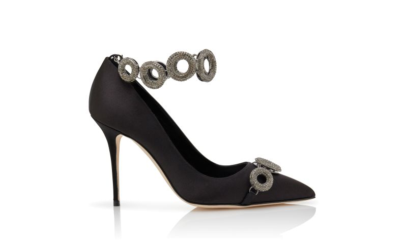Black stiletto pump best sale