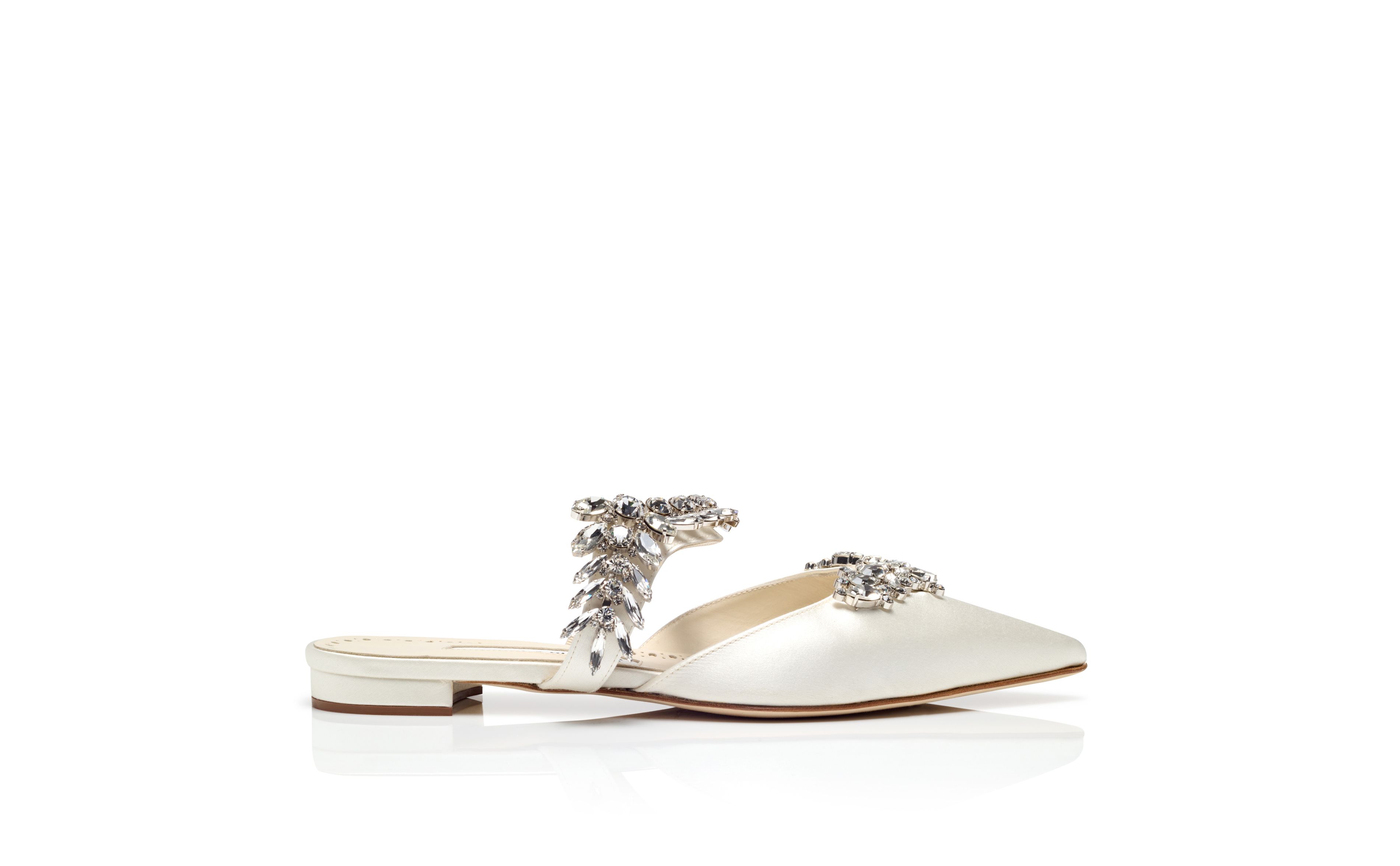 LURUMFLAT | Light Cream Satin Crystal Embellished Flat Mules | Manolo ...