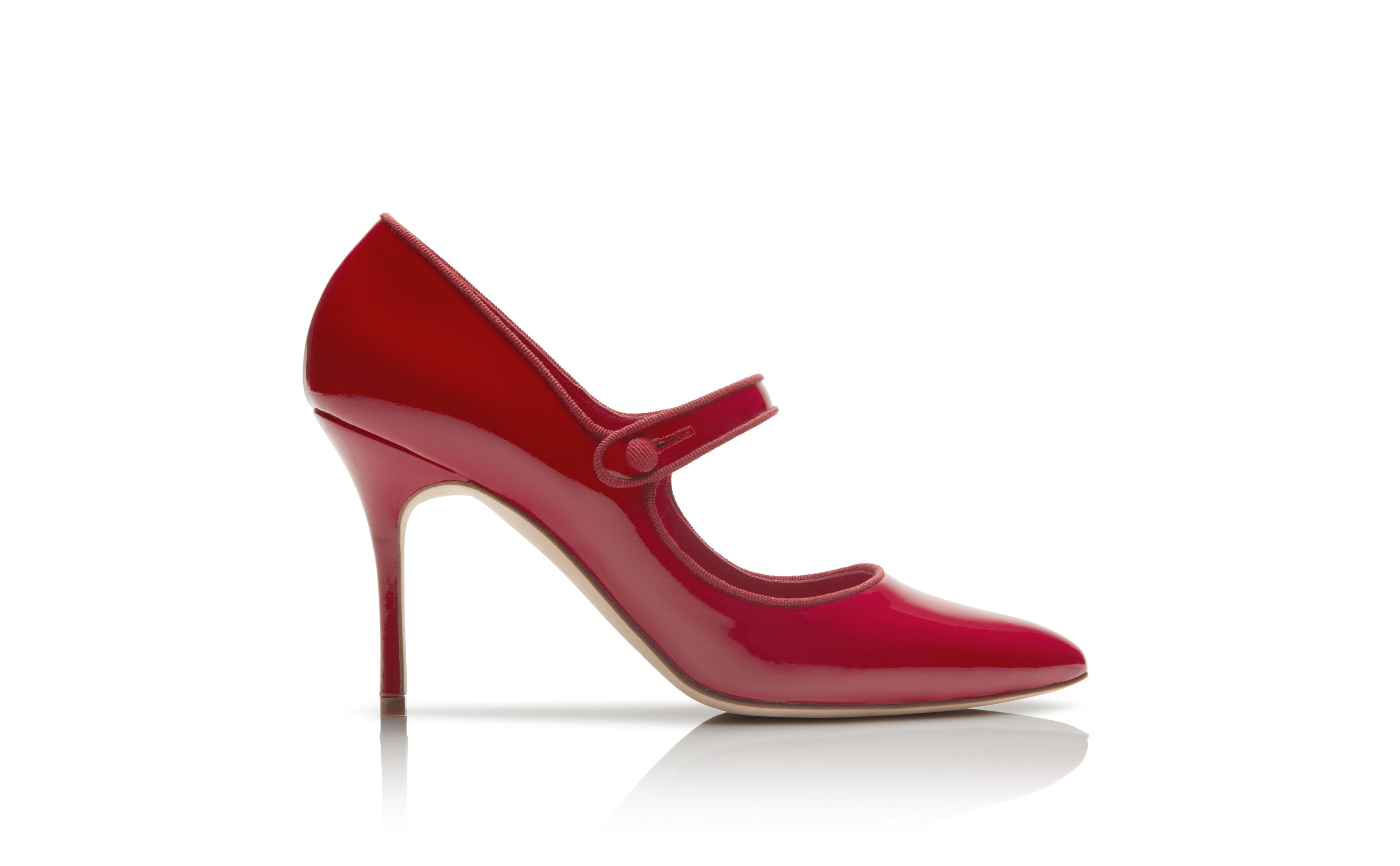 round toe patent pumps