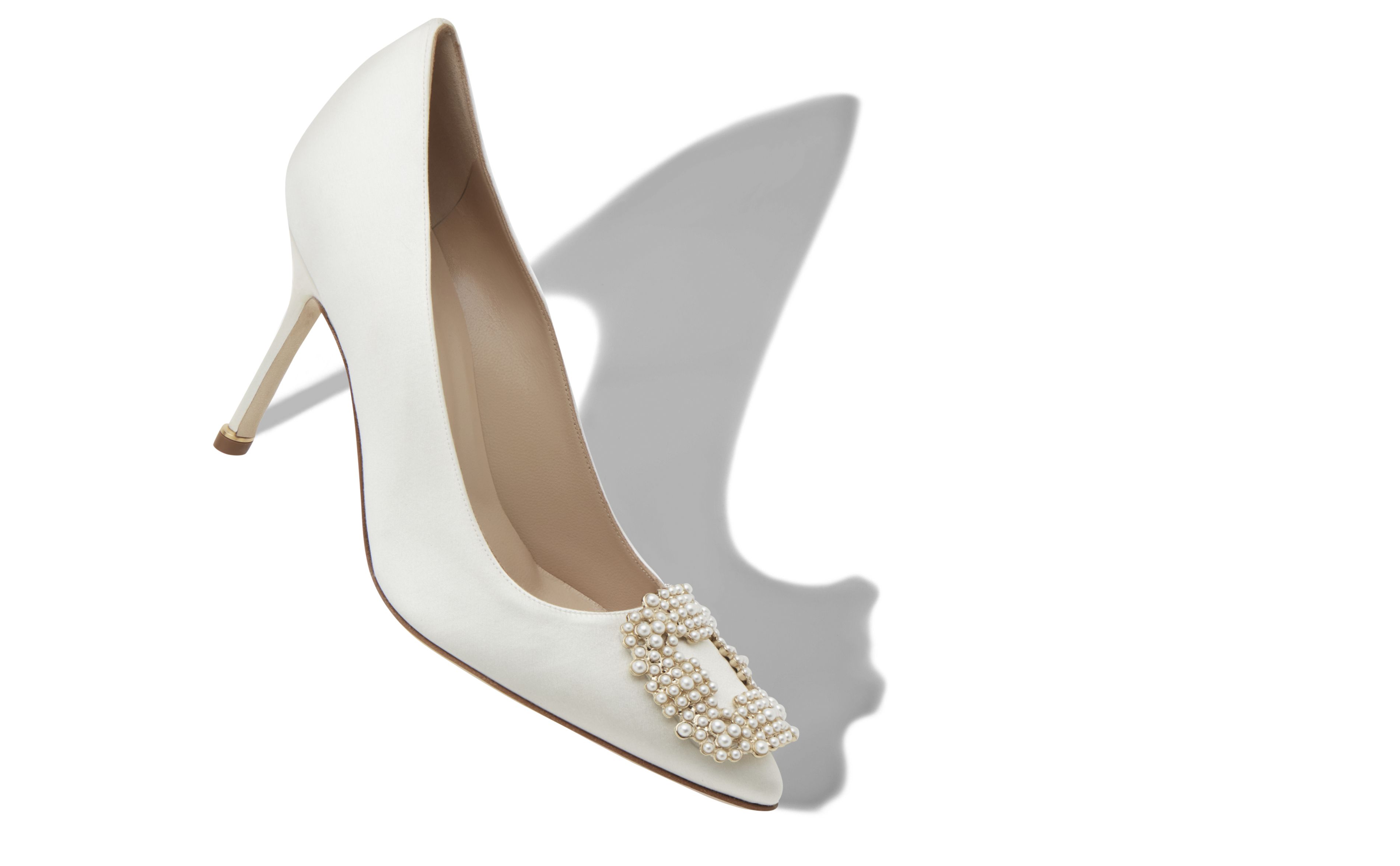 Manolo blahnik hangisi ivory clearance