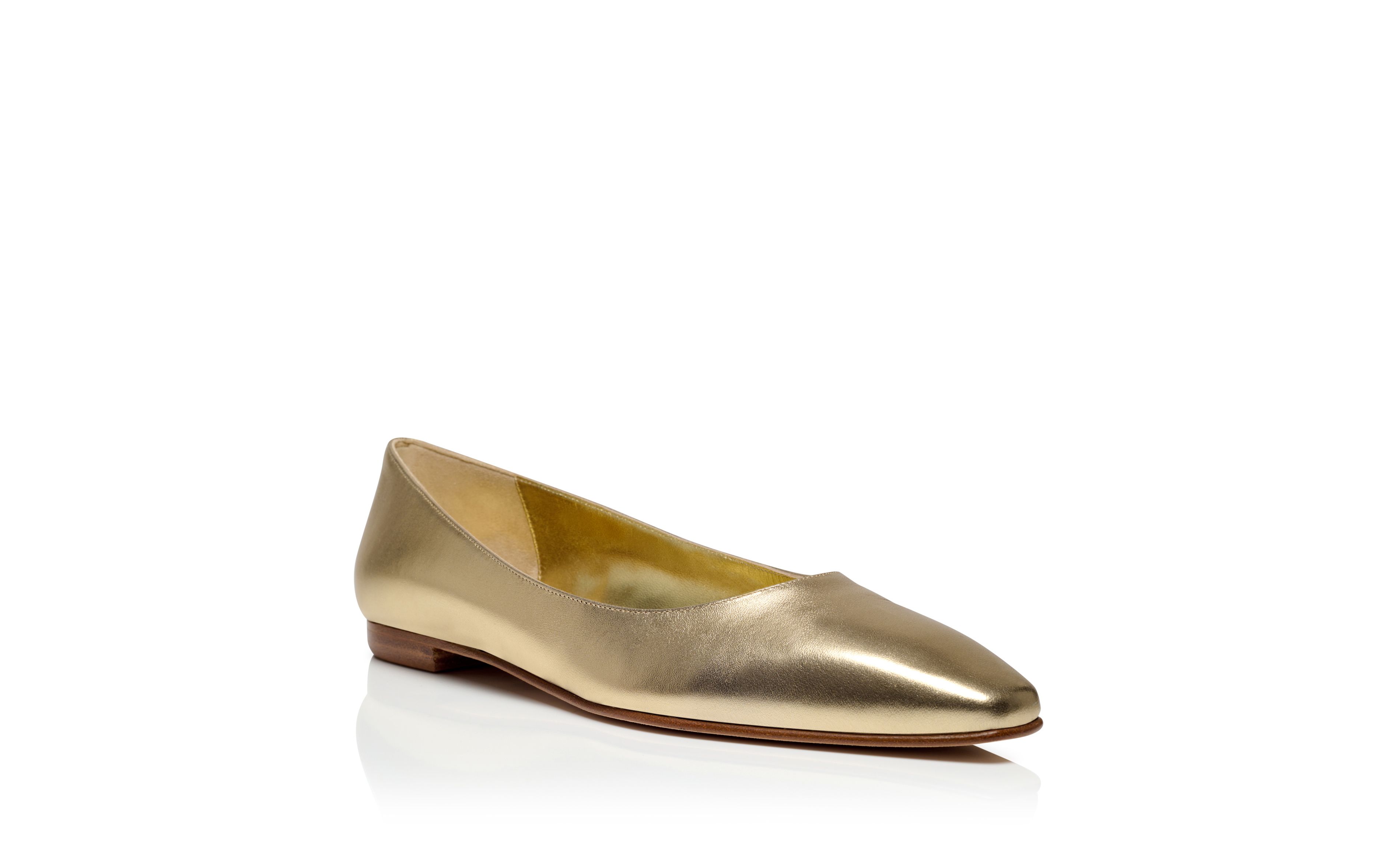 Flat deals leather pumps