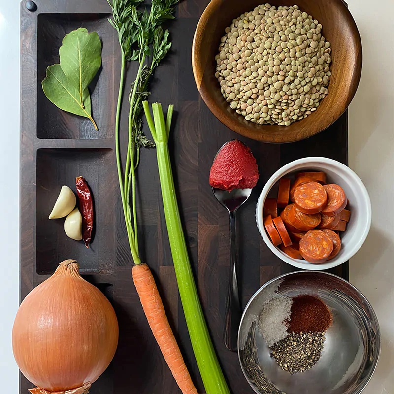 Ingredients to make one of Manolo's family recipes